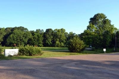 Parking Area for Raymond Military Park image. Click for full size.
