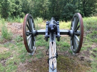 Confederate artillery piece at Fort Harrison image. Click for full size.