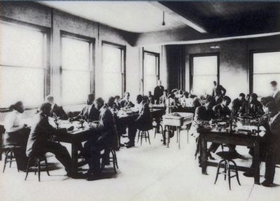 Howard University students in biology class, 1920s image. Click for full size.