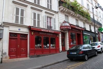 Le Moulin-Rouge gift shop. Click for full size. Le Moulin-Rouge gift shop image. Click for full size.