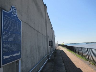 Towards Buffalo Lighthouse. Click for full size. Towards Buffalo Lighthouse image. Click for full size.