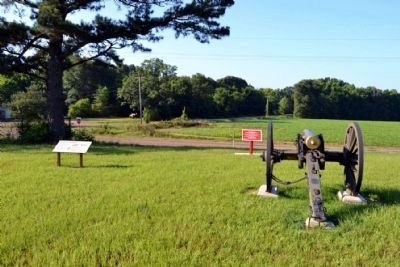 1st Mississippi Battalion State Troops Marker at Right image. Click for full size.
