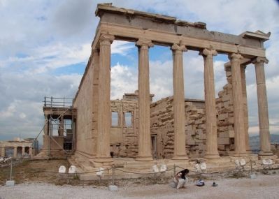 The Erechtheion image. Click for full size.