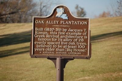 Oak Alley Plantation Marker image. Click for full size.