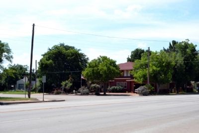 Intersection of S. 3rd St and S. Main St (US 283) image. Click for full size.
