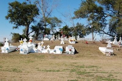 La Butte/ Elpege Picou Cemetery image. Click for full size.