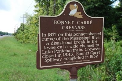 Bonnet Carr้ Crevasse Marker. Click for full size. Bonnet Carr้ Crevasse Marker image. Click for full size.
