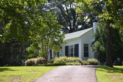 Bates House image. Click for full size.