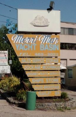 Yacht Basin Sign image. Click for full size.