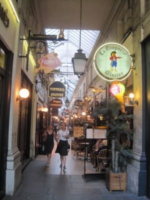 Passage des Panoramas image. Click for full size.