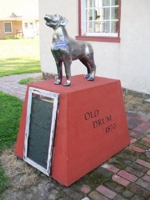 Tribute to the Dog, Old Drum Memorial image. Click for full size.