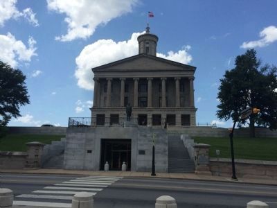Wide view of Tennessee State Capitol Marker. Click for full size. Wide view of Tennessee State Capitol Marker image. Click for full size.
