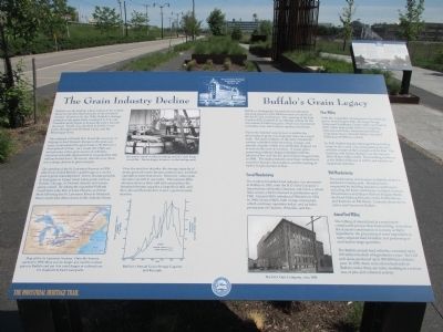 The Grain Industry Decline / Buffalo's Grain Legacy Marker image. Click for full size.
