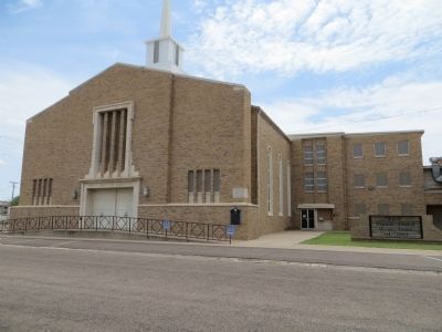 First Baptist Church of Pecos City image. Click for full size.