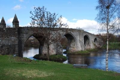 Stirling Bridge from the Southeast. image. Click for full size.