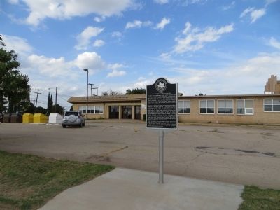 Site of Blackshear High School Marker image. Click for full size.