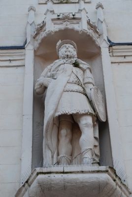 St Nicolas Church- William Wallace Statue. Click for full size. St Nicolas Church- William Wallace Statue image. Click for full size.