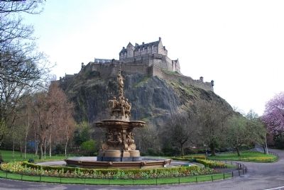 Edinburgh Castle image. Click for full size.