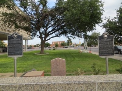 Ector County Land Rush Marker (on left) image. Click for full size.