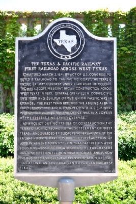 The Texas & Pacific Railway Marker image. Click for full size.