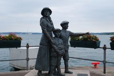 Annie Moore Statue image. Click for full size.