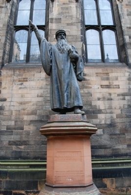 John Knox Statue image. Click for full size.