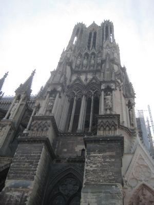 Cathdral Notre-Dame image. Click for full size.