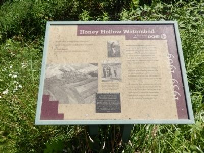 Honey Hollow Watershed Marker image. Click for full size.