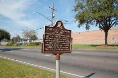 Dubreuil Concession And Levee Marker image. Click for full size.