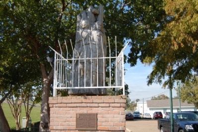 La Salle's Landing - 1682 Marker. Click for full size. La Salle's Landing - 1682 Marker image. Click for full size.