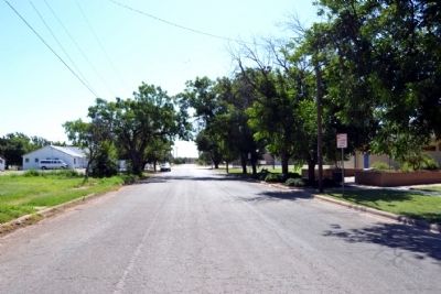 View to East Along N. 8th Street image. Click for full size.