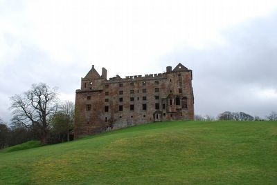 Linlithgow Palace 2 image. Click for full size.