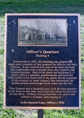 Officers Quarters, Building 4 Marker image. Click for full size.