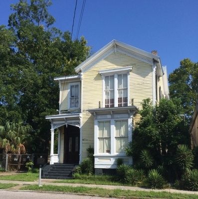 Bettie Hunter House. Click for full size. Bettie Hunter House image. Click for full size.