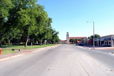 View to South Along Campus Court image. Click for full size.