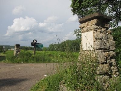 Stone Pillars and Sign image. Click for full size.