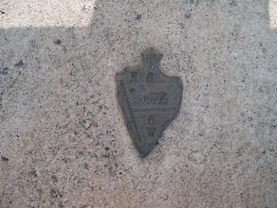 A Small Arrowhead Plaque<br>by the bell. Click for full size. A Small Arrowhead Plaque<br>by the bell image. Click for full size.