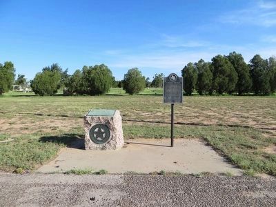 Ector County Marker <i>on the left</i> image. Click for full size.