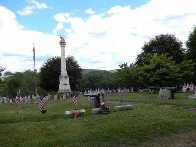 Odd Fellows Cemetery-Soldier's Circle and Civil War Monument-reverse image. Click for full size.