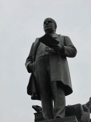Closeup of McKinley Statue image. Click for full size.
