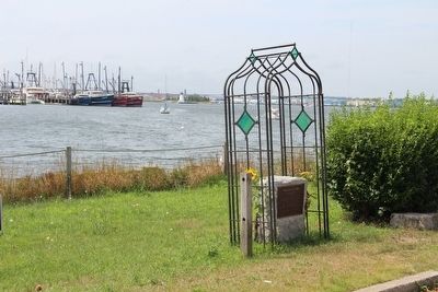 William Bradford Marker. Click for full size. William Bradford Marker image. Click for full size.