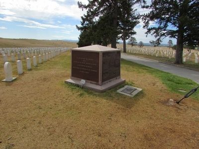Bear Paw Monument in Custer Nat'l Cemetery image. Click for full size.