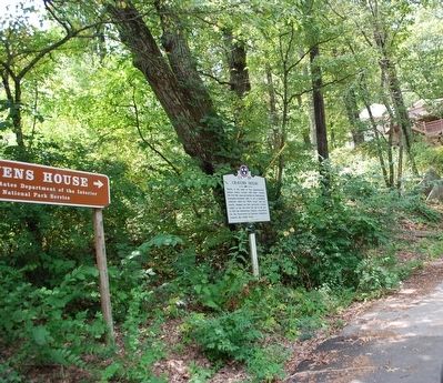 Cravens House Marker. Click for full size. Cravens House Marker image. Click for full size.