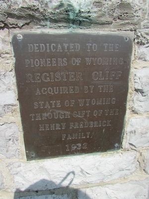 Oregon Trail Memorial Marker image. Click for full size.