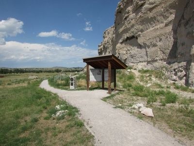 Oregon Trail Memorial image. Click for full size.