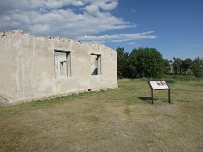 Marker at Fort Laramie image. Click for full size.