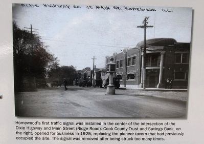 Dixie Highway Marker - center left photo image. Click for full size.