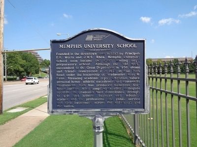 Memphis University School Marker. Click for full size. Memphis University School Marker image. Click for full size.