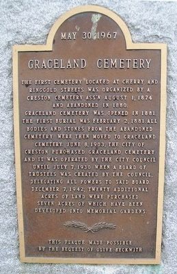 Graceland Cemetery Marker. Click for full size. Graceland Cemetery Marker image. Click for full size.