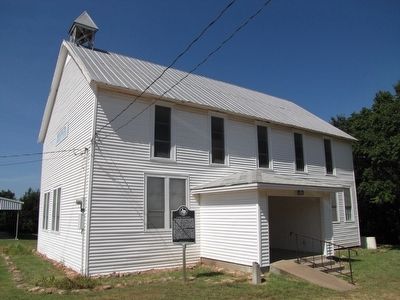 Illinois Bend School and Marker image. Click for full size.